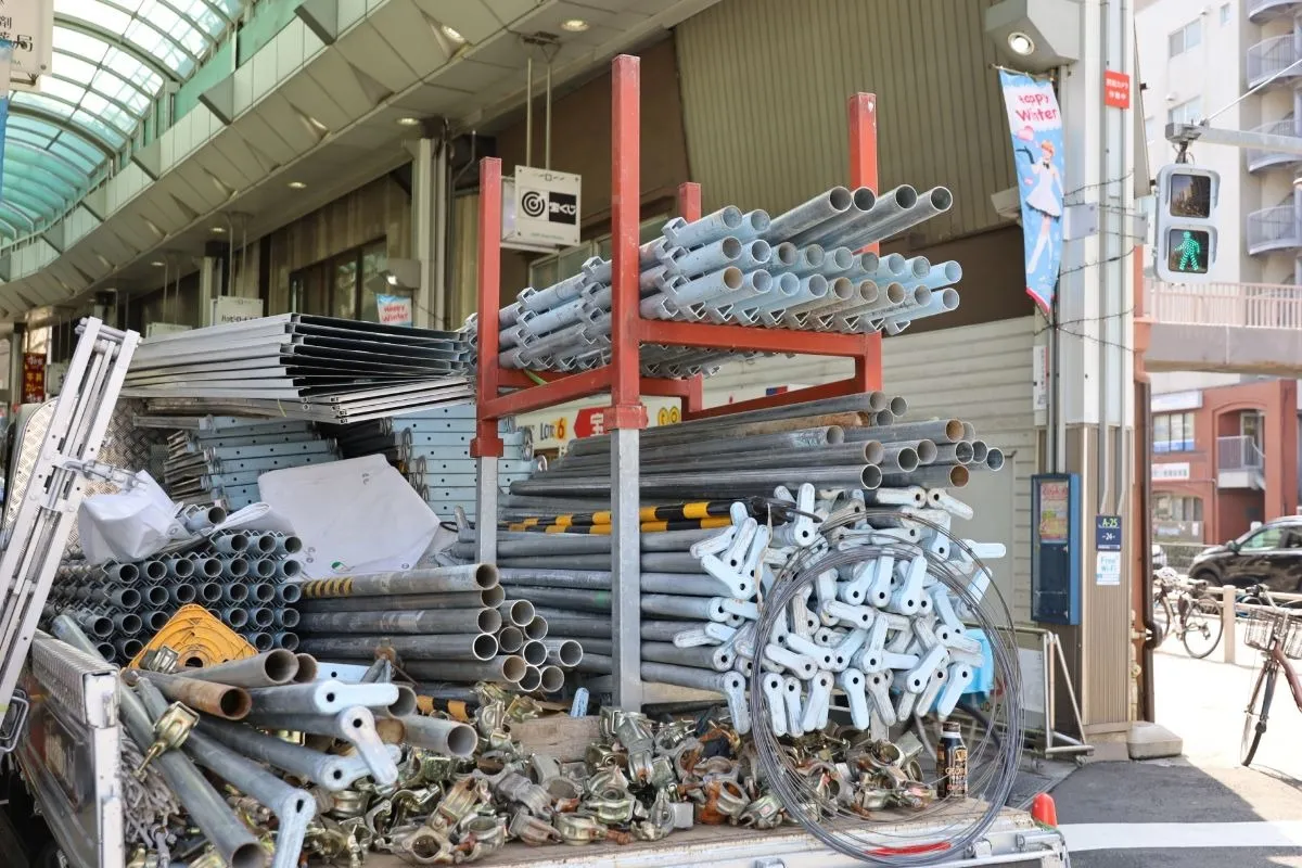 足場で使うKSアシバルーパーとは？使い方と活用事例を徹底解説